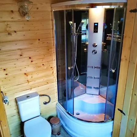 Arctic House Dolny Kubin
