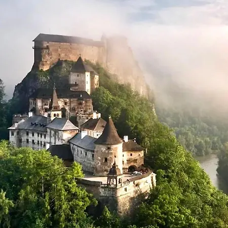 Arctic House * 돌니 쿠빈